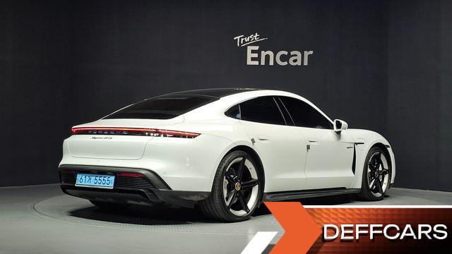 Porsche TAYCAN GTS купить на сайте DeffCars