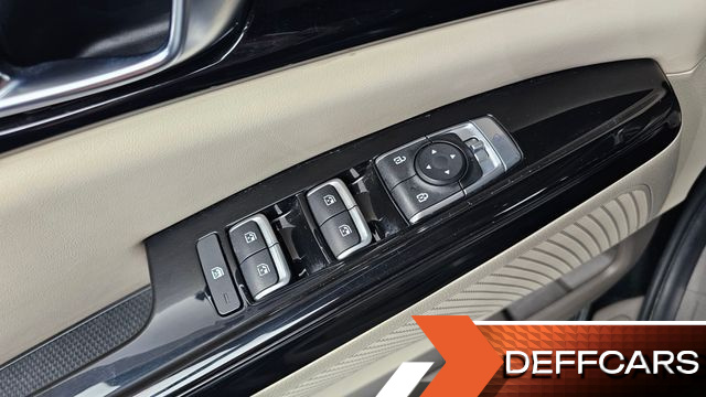 Kia CARNIVAL 9-Seater Noblesse купить на сайте DeffCars