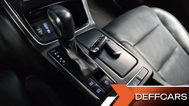 Hyundai GRANDEUR 2.4 Premium Special купить на сайте DeffCars