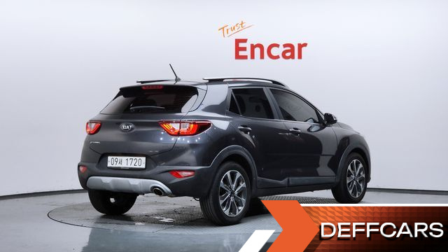Kia STONIC 1.4 Trendy купить на сайте DeffCars
