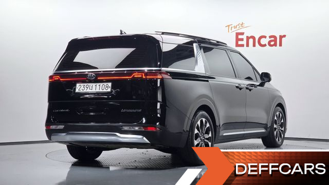 Kia CARNIVAL Diesel 7-Seater Signature купить на сайте DeffCars
