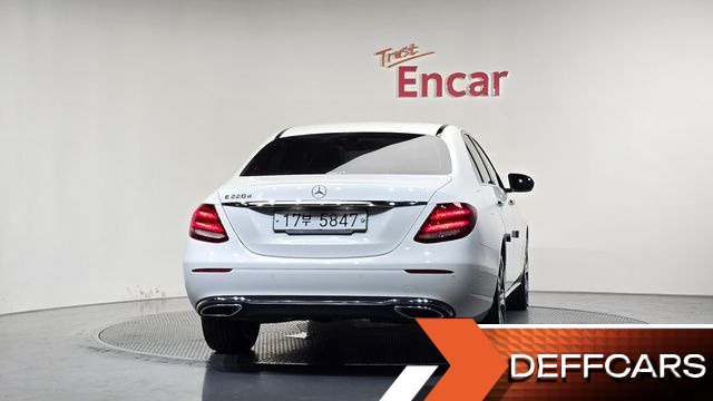 Mercedes E-CLASS E220d Avantgarde купить на сайте DeffCars