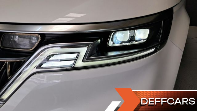 Kia CARNIVAL 9-Seater Signature купить на сайте DeffCars