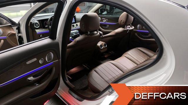 Mercedes E-CLASS E300 4MATIC Exclusive купить на сайте DeffCars