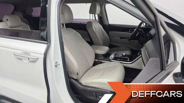 Kia CARNIVAL 9-Seater Noblesse купить на сайте DeffCars