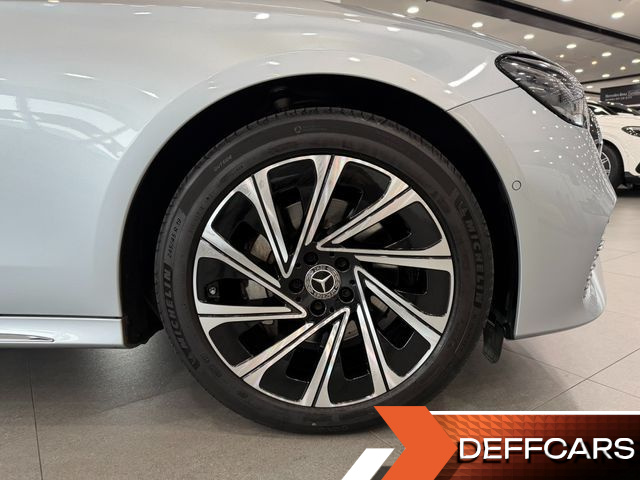 Mercedes E-CLASS E300 4MATIC Exclusive купить на сайте DeffCars
