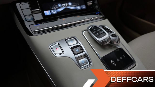 Hyundai GRANDEUR 3.3 Calligraphy купить на сайте DeffCars