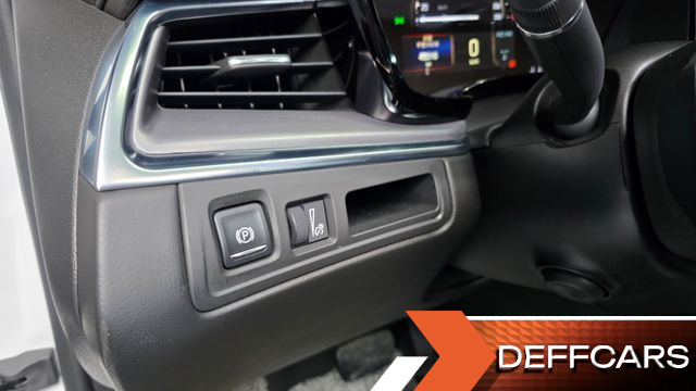 Cadillac XT5 3.6 Premium Plus AWD купить на сайте DeffCars