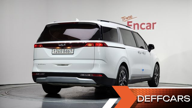 Kia CARNIVAL 9-Seater Prestige купить на сайте DeffCars