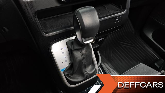 Hyundai STARIA L3.5 Tourer 11-Seater Modern купить на сайте DeffCars