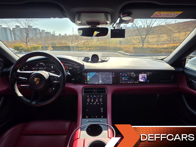 Porsche TAYCAN 4S купить на сайте DeffCars