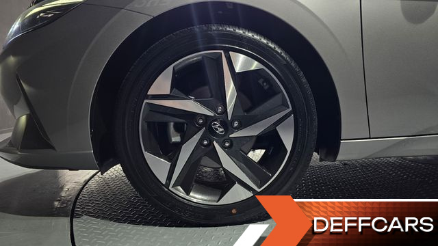 Hyundai AVANTE 1.6 Inspiration купить на сайте DeffCars