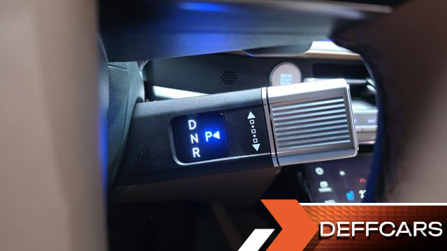 Hyundai GRANDEUR 3,5 Gasoline 4WD Calligraphy купить на сайте DeffCars