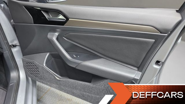 Volkswagen JETTA 1.4 TSI Prestige купить на сайте DeffCars