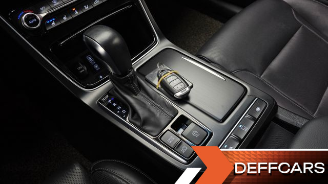 Hyundai GRANDEUR 3.0 Exclusive Special купить на сайте DeffCars