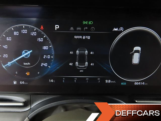 Kia CARNIVAL 9-Seater Signature купить на сайте DeffCars