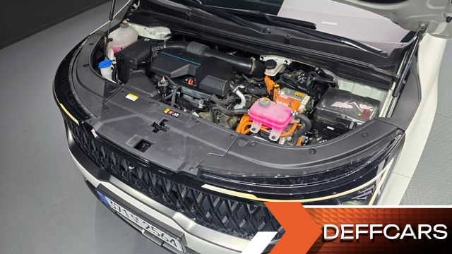 Kia CARNIVAL HEV 7seater Signature купить на сайте DeffCars