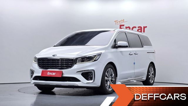 Kia CARNIVAL 7-Seater Limousine VIP купить на сайте DeffCars