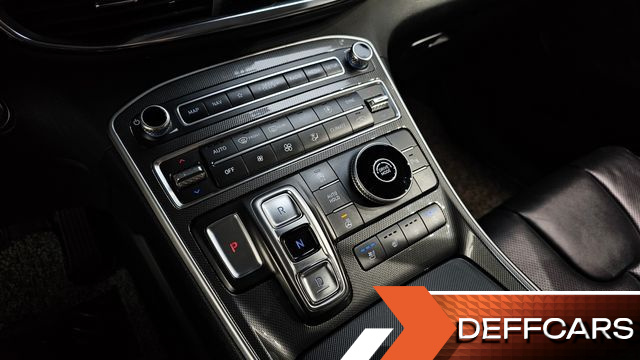 Hyundai SANTAFE Diesel 2.2 2WD Prestige купить на сайте DeffCars