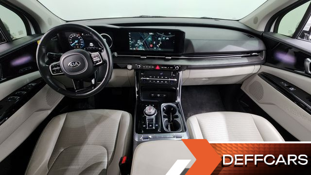 Kia CARNIVAL 7-Seater Signature купить на сайте DeffCars