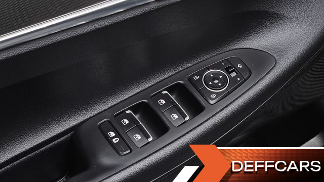 Hyundai GRANDEUR Le Blanc купить на сайте DeffCars