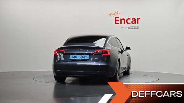 Tesla MODEL 3 Long Range AWD купить на сайте DeffCars