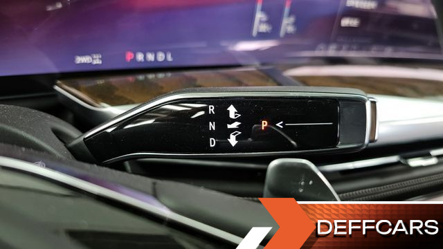 Cadillac ESCALADE 6.2 ESV ESV Sports Platinum купить на сайте DeffCars