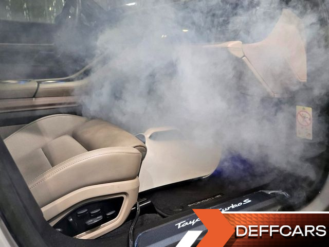 Porsche TAYCAN Turbo S купить на сайте DeffCars