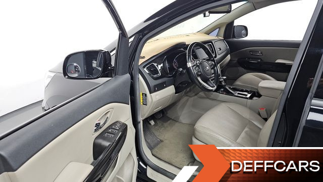 Kia CARNIVAL 9-Seater Prstige купить на сайте DeffCars