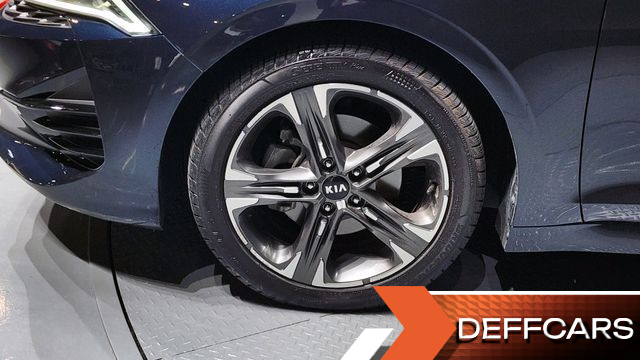 Kia K5 2.0 Prestige купить на сайте DeffCars