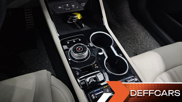Kia K5 1.6 Turbo Signature купить на сайте DeffCars