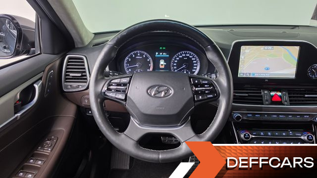 Hyundai GRANDEUR 3.0 Exclusive Special купить на сайте DeffCars