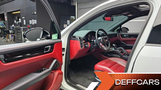 Porsche CAYENNE 3.0 E-Hybrid купить на сайте DeffCars