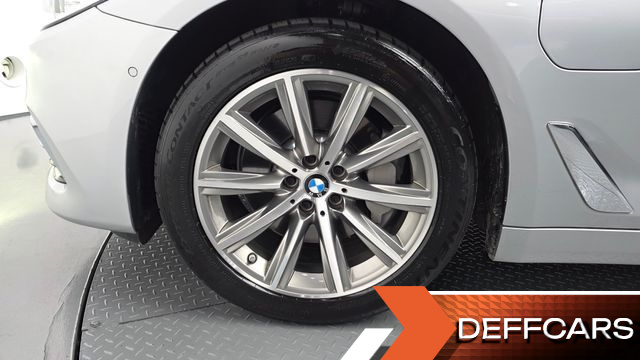 BMW 5-SERIES 530e Luxury купить на сайте DeffCars