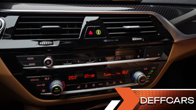 BMW 5-SERIES 520i Luxury купить на сайте DeffCars