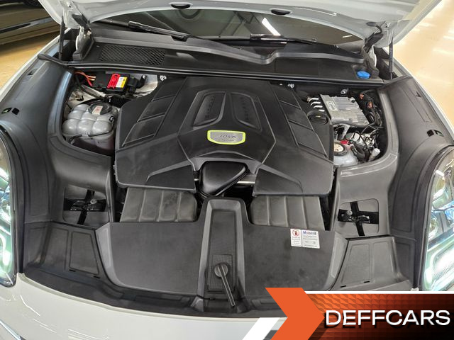 Porsche CAYENNE 3.0 E-Hybrid Coupe купить на сайте DeffCars