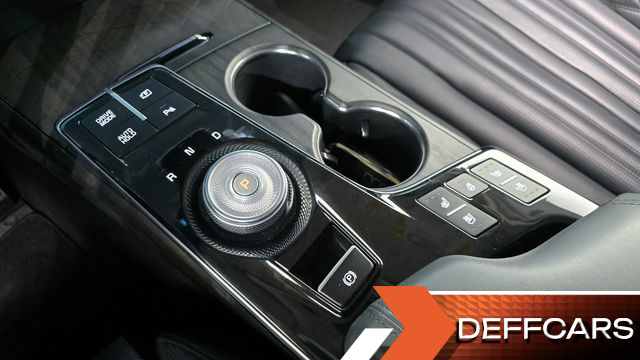 Kia K8 2.5 Gasoline 2WD Signature купить на сайте DeffCars