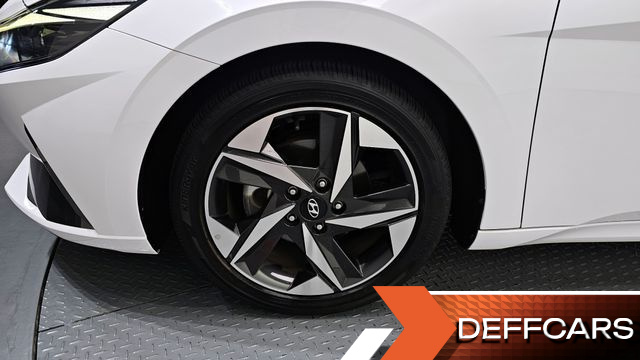 Hyundai AVANTE 1.6 Inspiration купить на сайте DeffCars
