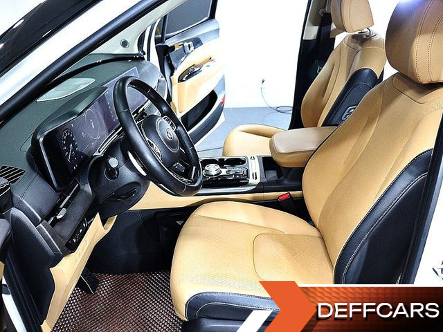Kia CARNIVAL 9-Seater Noblesse купить на сайте DeffCars