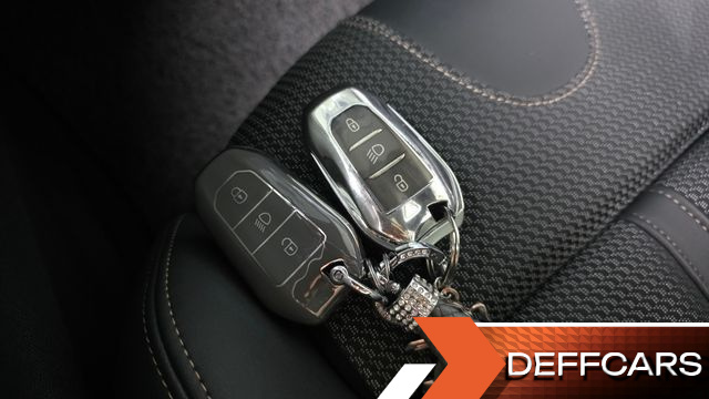 Peugeot 5008 1.2 Pure Tech GT купить на сайте DeffCars