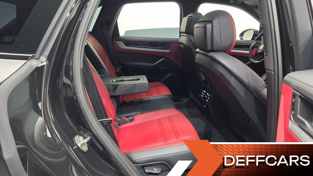 Porsche CAYENNE 3.0 E-Hybrid купить на сайте DeffCars