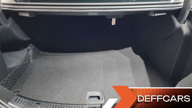 Mercedes E-CLASS E300 4MATIC Exclusive купить на сайте DeffCars
