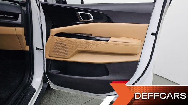 Kia CARNIVAL Diesel 9-Seater Noblesse купить на сайте DeffCars