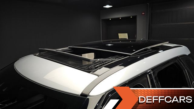 Land Rover RANGE ROVER VELAR 2.0 D240 R-Dynamic SE купить на сайте DeffCars