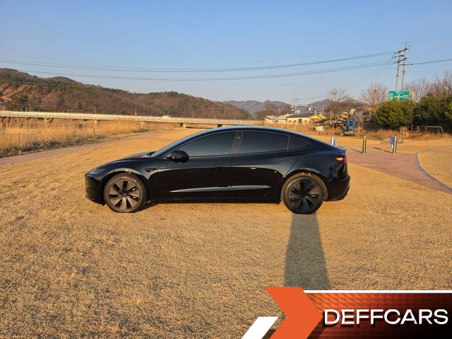 Tesla MODEL 3 Long Range AWD купить на сайте DeffCars