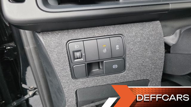 Hyundai STARIA L3.5 Tourer 9-Seater Modern купить на сайте DeffCars