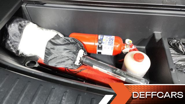 Kia SORENTO Diesel 2.2 2WD Signature купить на сайте DeffCars