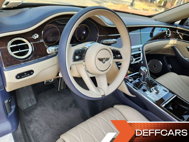Bentley FLYING SPUR 4.0 купить на сайте DeffCars