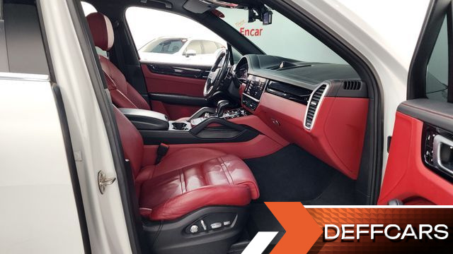 Porsche CAYENNE 3.0 купить на сайте DeffCars