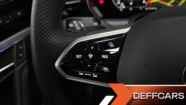 Volkswagen TOUAREG 3.0 TDI R-Line купить на сайте DeffCars